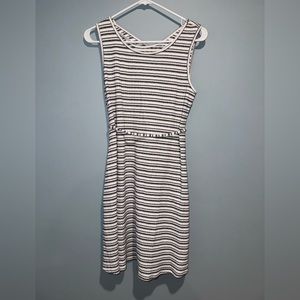 Jessica Simpson maternity dress